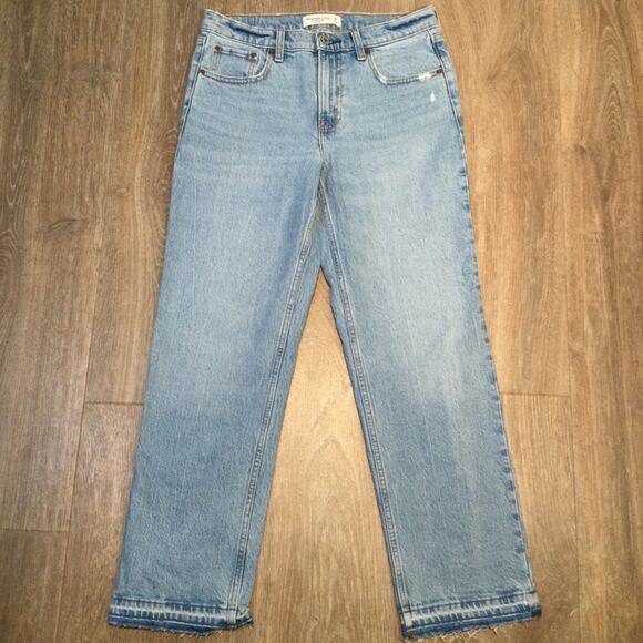 A&F 90’s Straight Mid Rise Jeans 28 Short - Picture 1 of 5